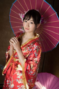 《孤男寡女落瑛纷飞》