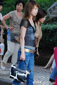 《天天操天天射天天舔》