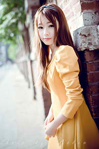 公交车扒开稚嫩挺进过去