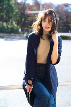 亚洲一卡二新区乱码绿踪林