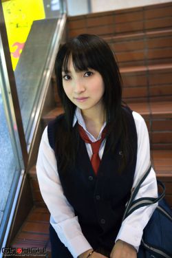 《美女裸奶100%无遮挡》