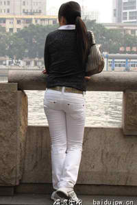 比比东被唐饭桶的不亦乐乎