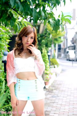 《进击女儿国》